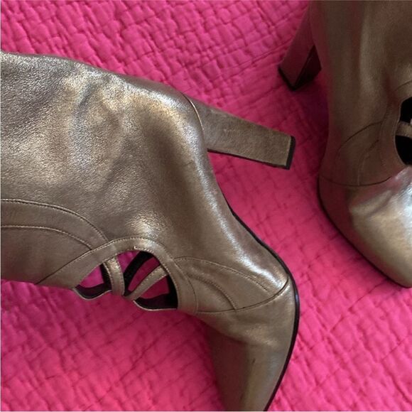 Hermes Elegant Silver cut out Knee-High Boots, US8 - Picture 5 of 9